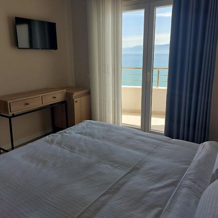 פוגרדץ Hotel Demoli מראה חיצוני תמונה