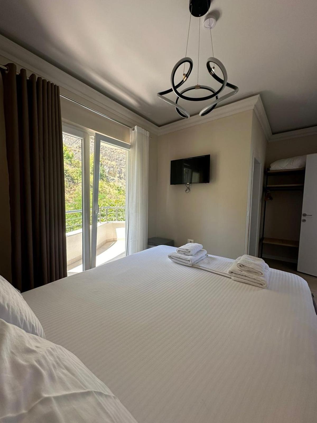פוגרדץ Hotel Demoli מראה חיצוני תמונה