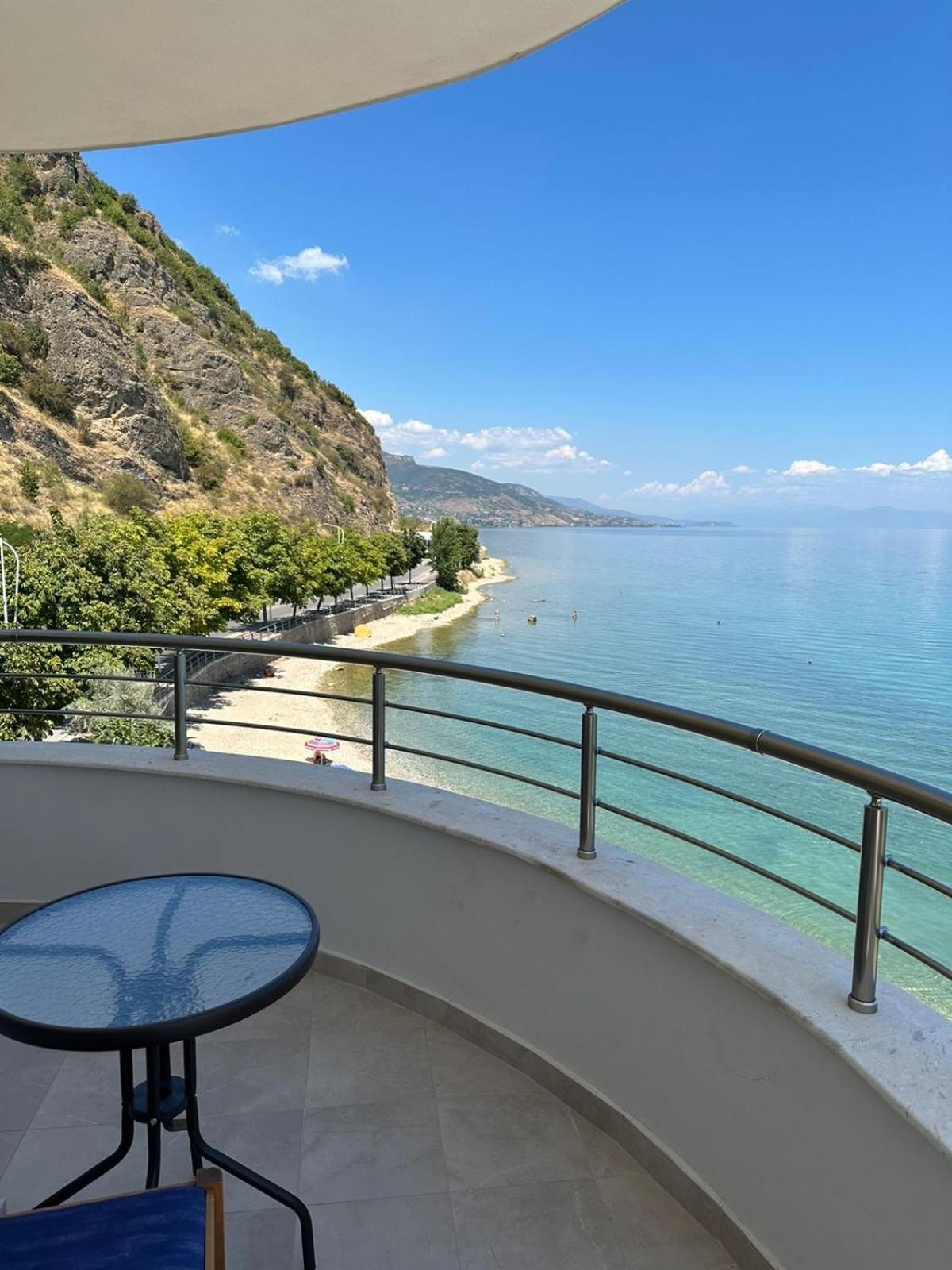 פוגרדץ Hotel Demoli מראה חיצוני תמונה