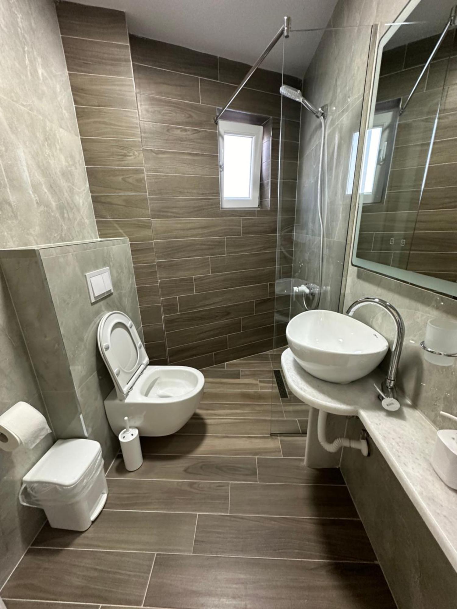 פוגרדץ Hotel Demoli מראה חיצוני תמונה