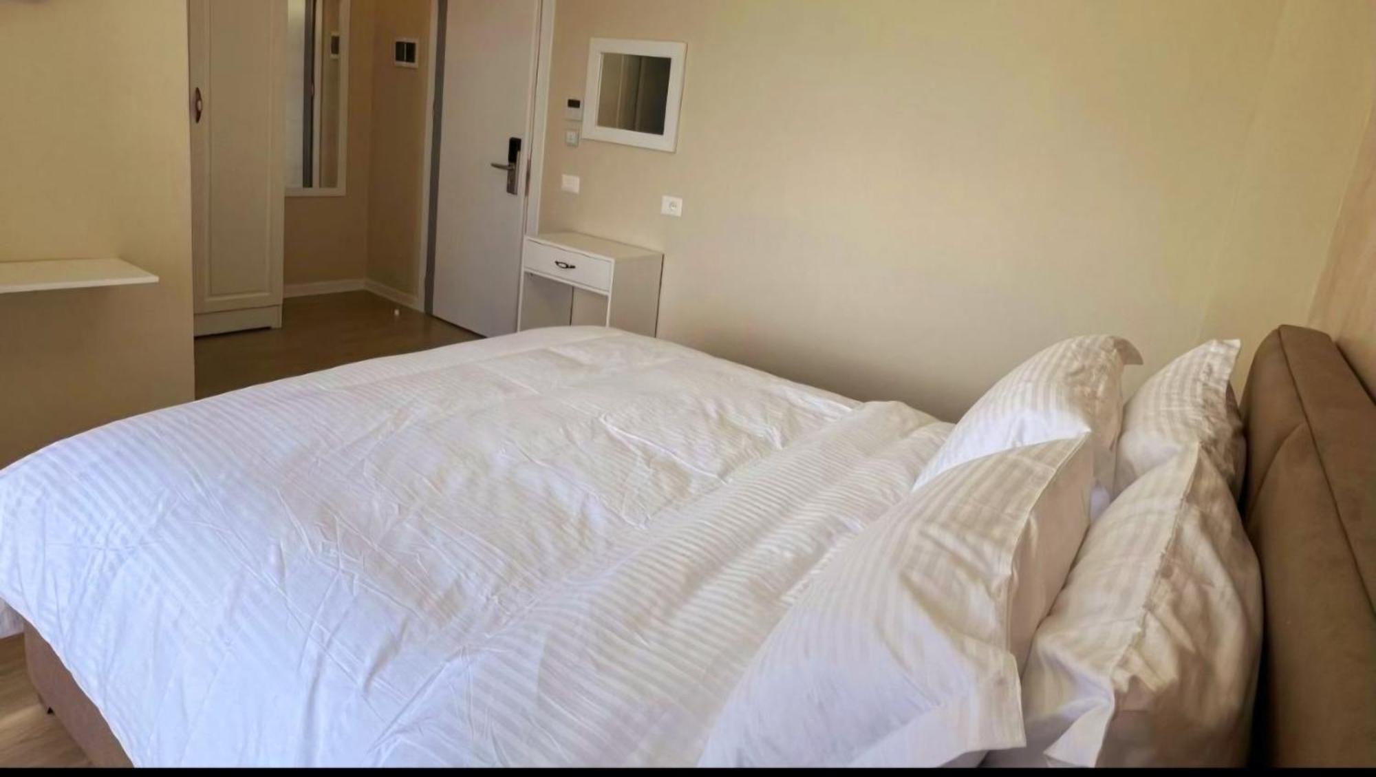 פוגרדץ Hotel Demoli מראה חיצוני תמונה